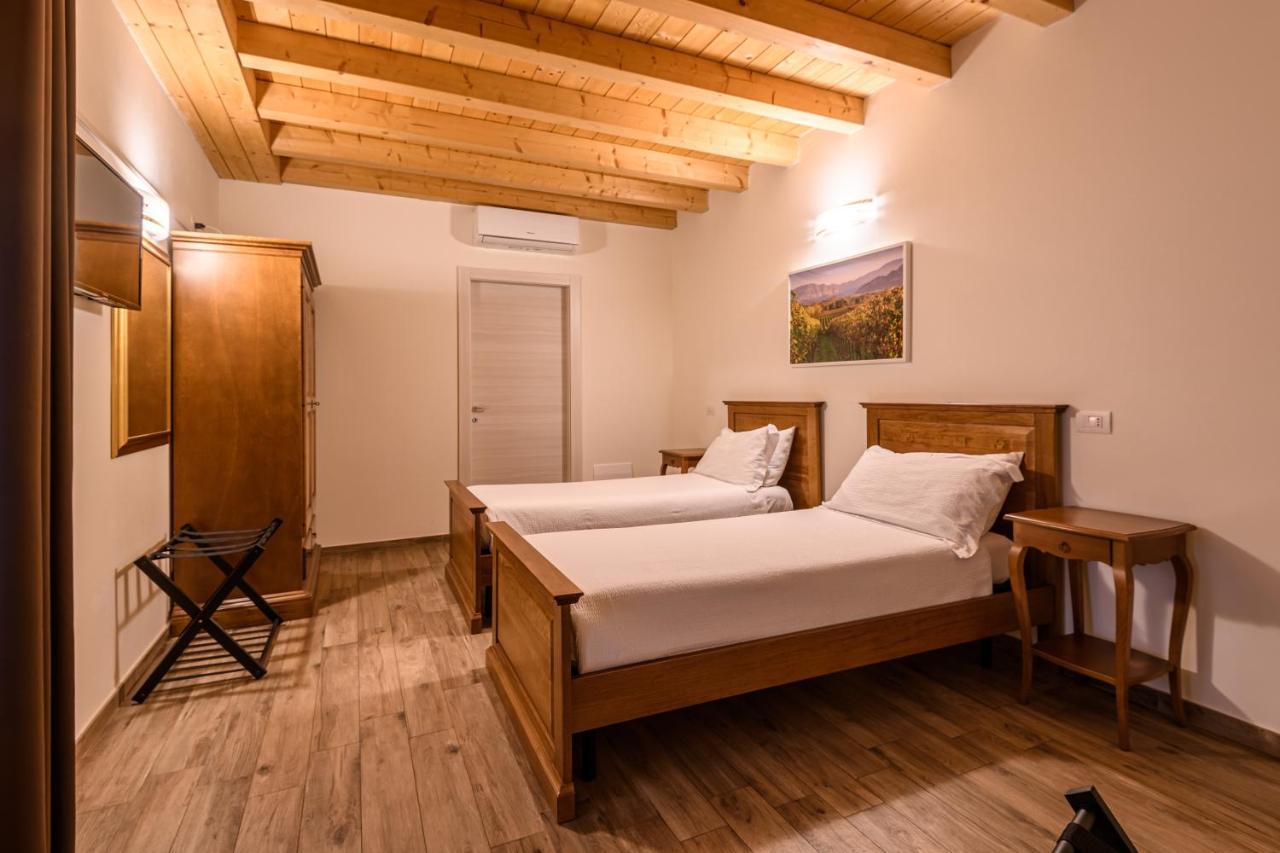 Il Glicine B&B Ristorante Cazzago San Martino Екстериор снимка