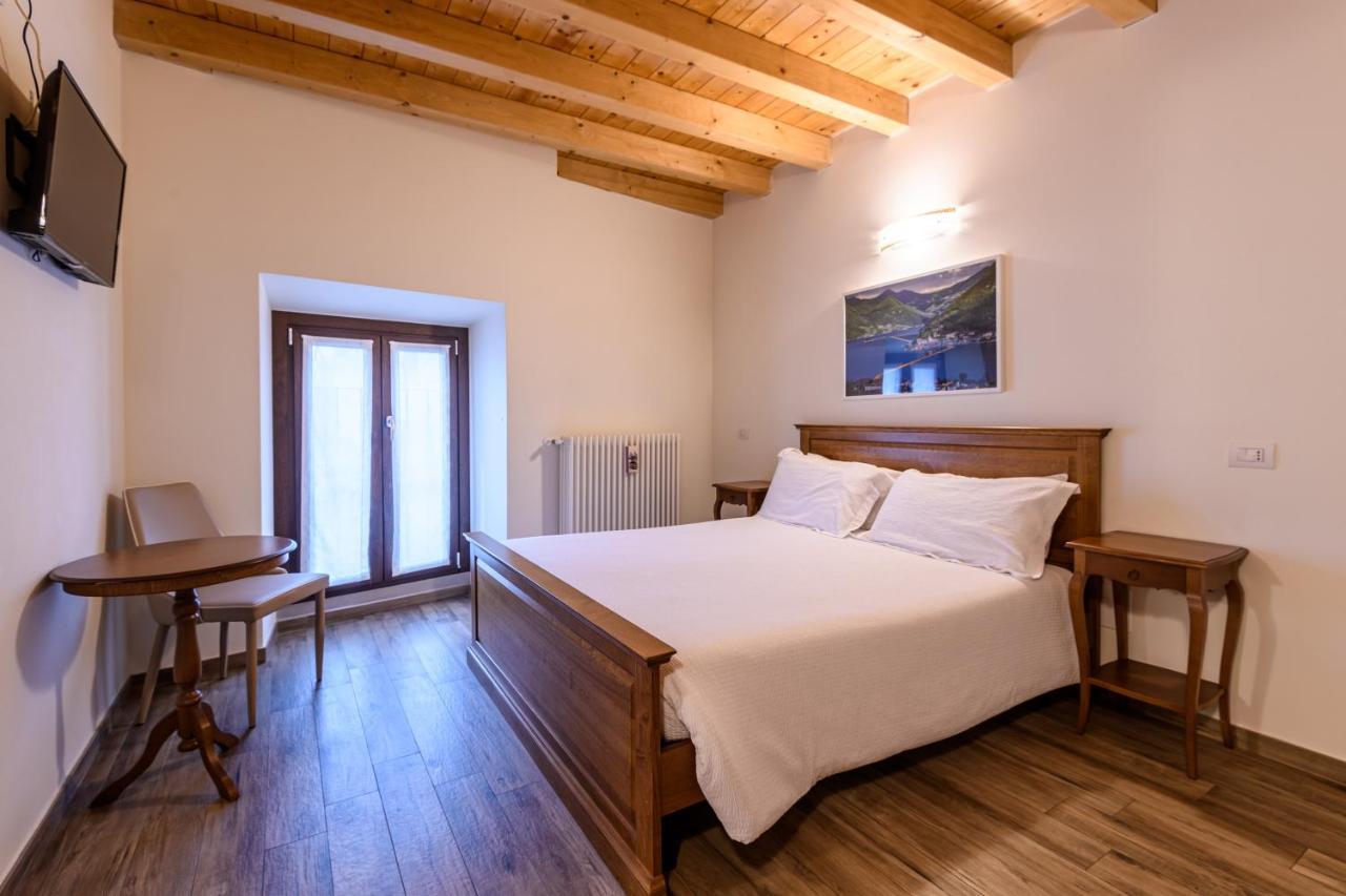 Il Glicine B&B Ristorante Cazzago San Martino Екстериор снимка