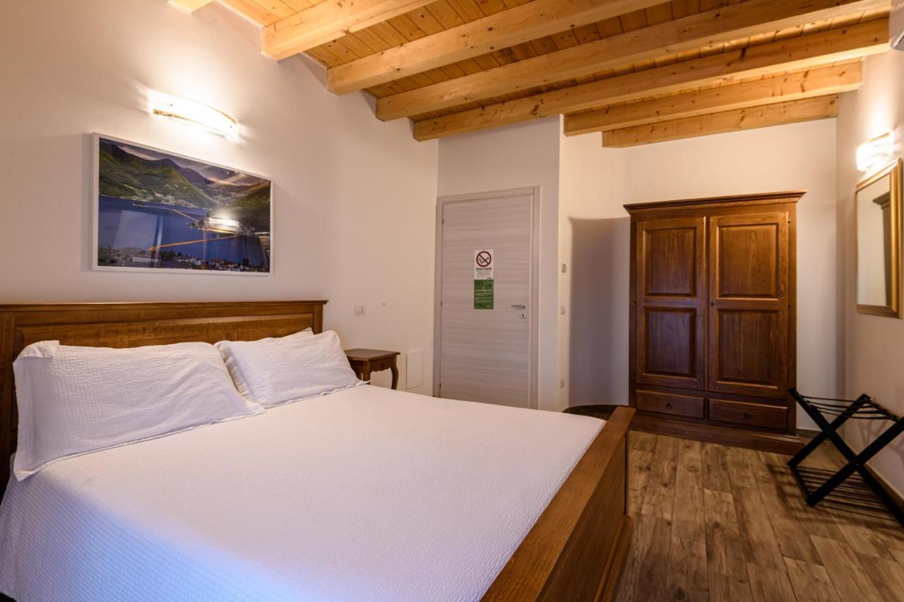 Il Glicine B&B Ristorante Cazzago San Martino Екстериор снимка