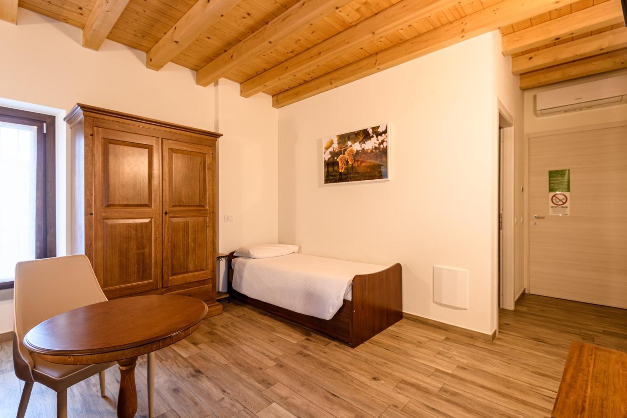 Il Glicine B&B Ristorante Cazzago San Martino Екстериор снимка